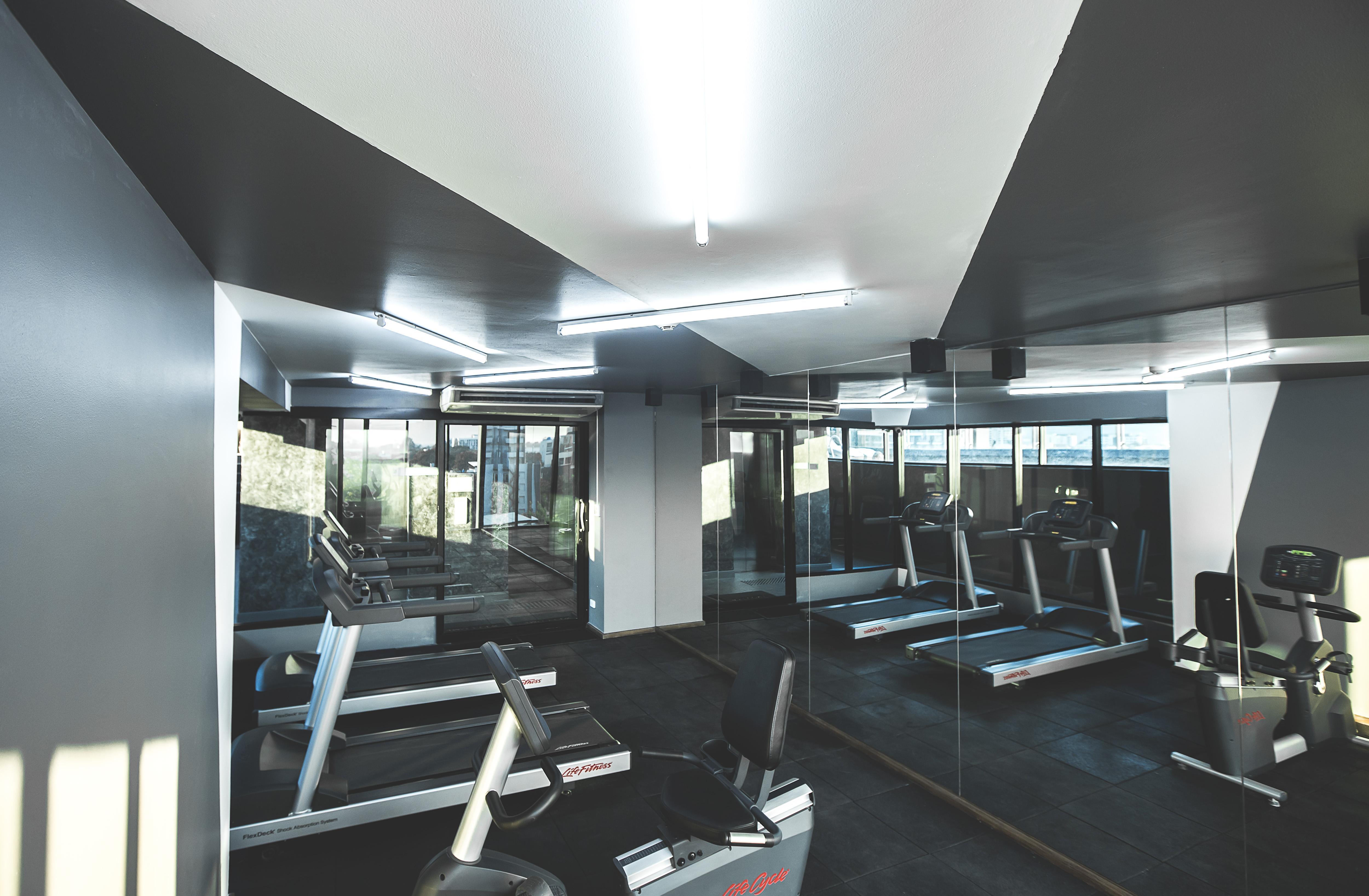 Art Mai Gallery Nimman Hotel Chiang Mai Exterior foto The gym at the hotel